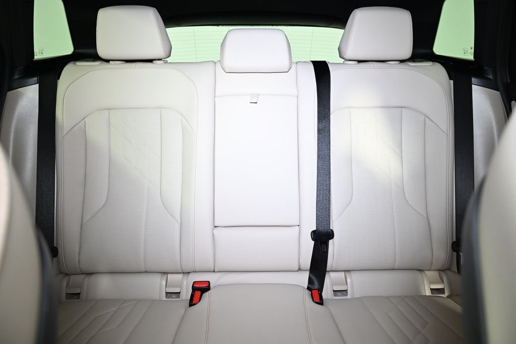 2026 BMW X3 30 - Photo 25