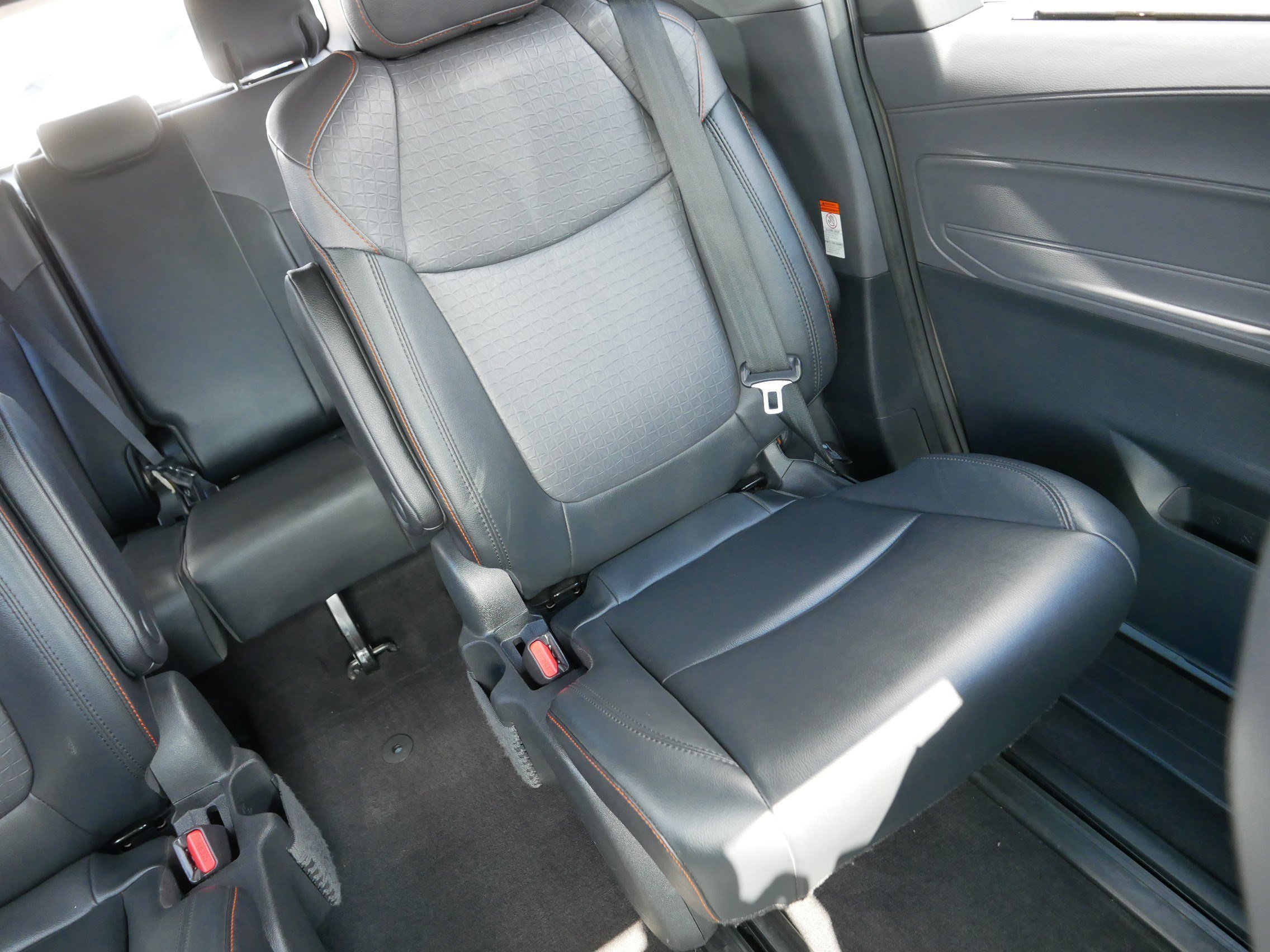 2021 Toyota Sienna XSE - Photo 14