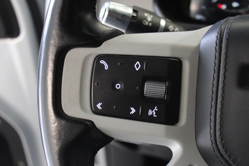 Used 2022  Land Rover XS Edition image 16