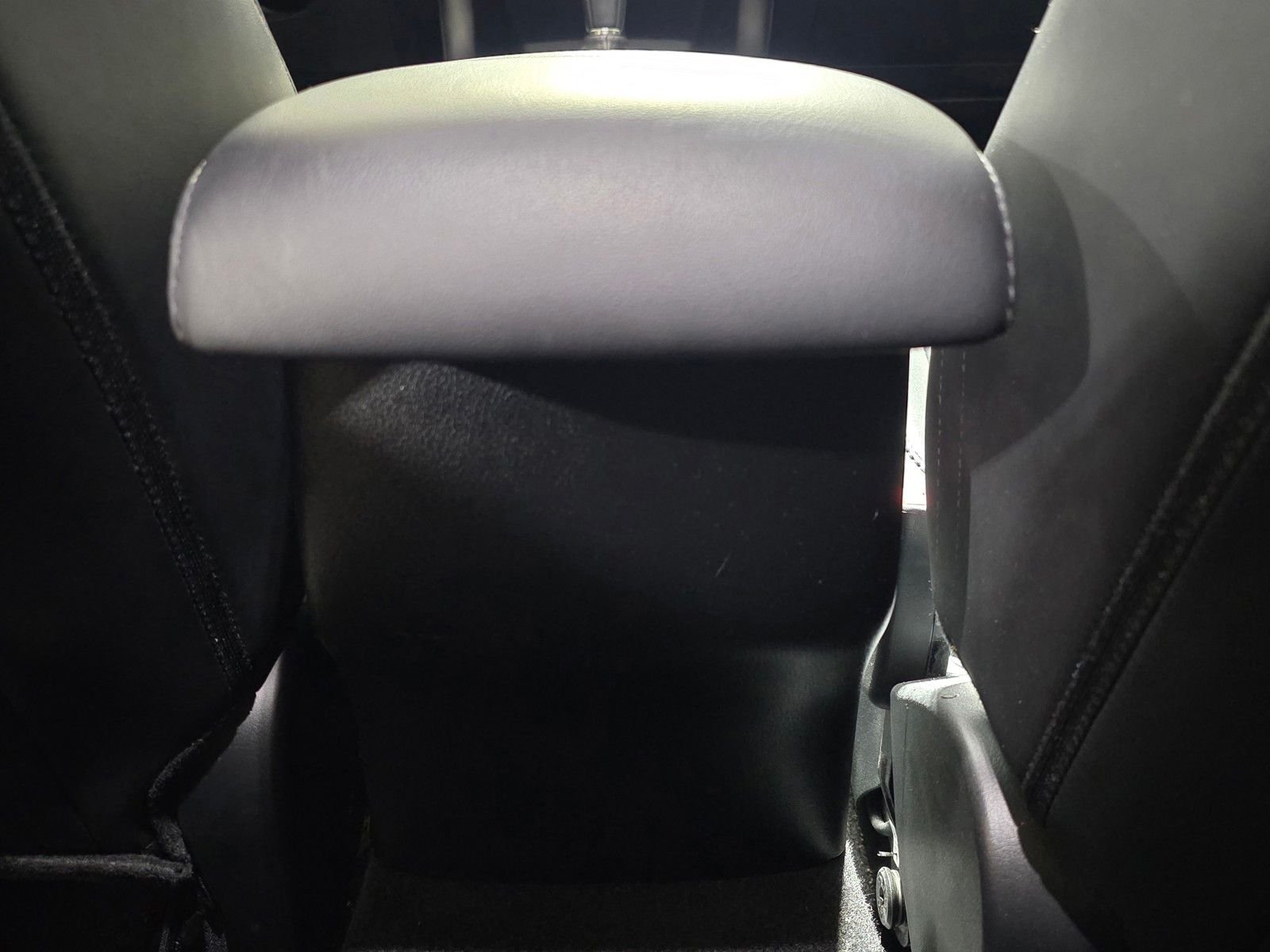 Used 2025 Jet Black Mica Mazda 2.5 S Preferred Package image 12