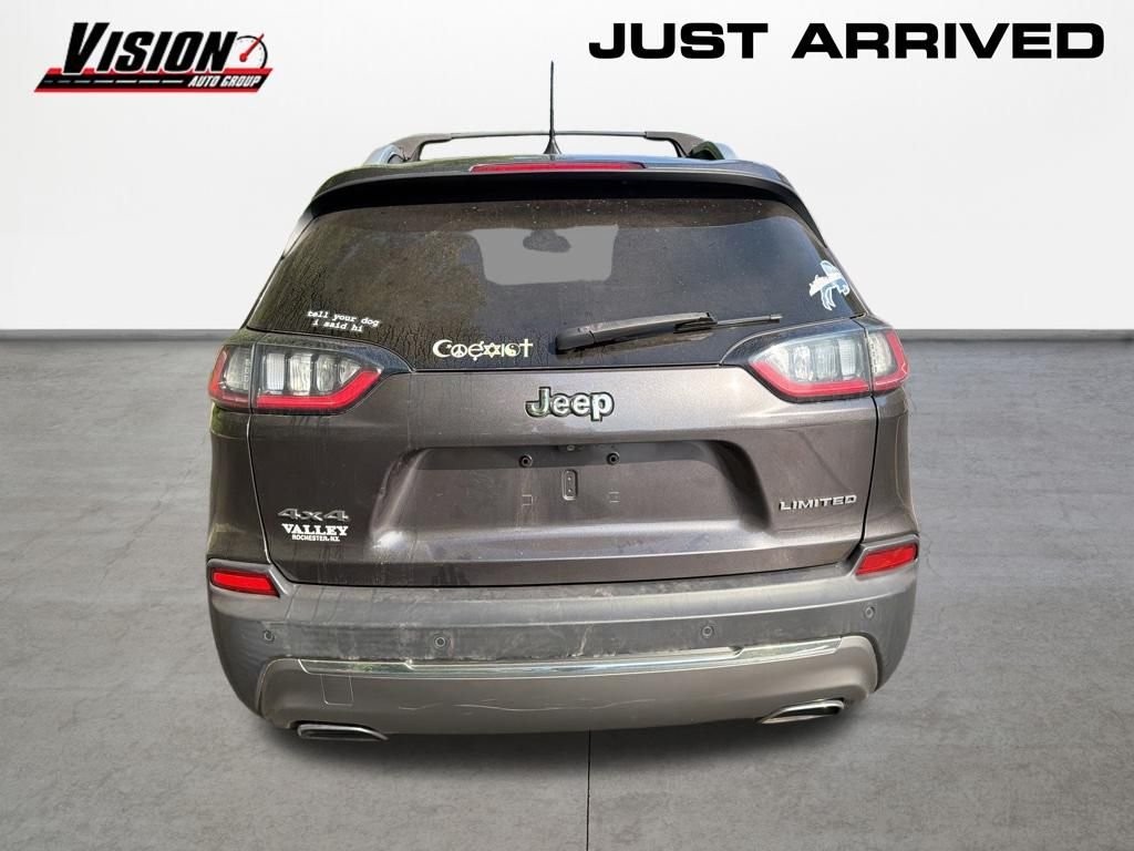 Used 2019 Gray Jeep Limited image 6