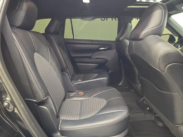 Used 2021 Midnight Black Metallic Toyota XSE image 12