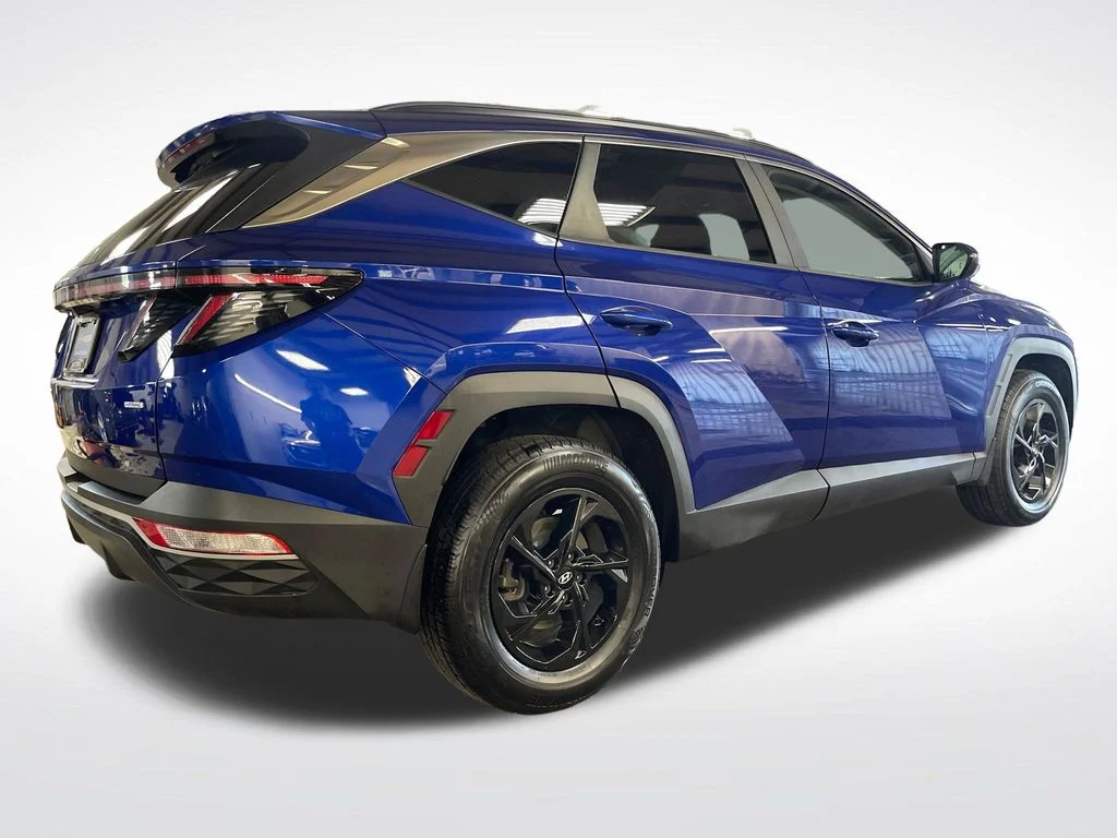Used 2022 Blue Hyundai SEL image 5