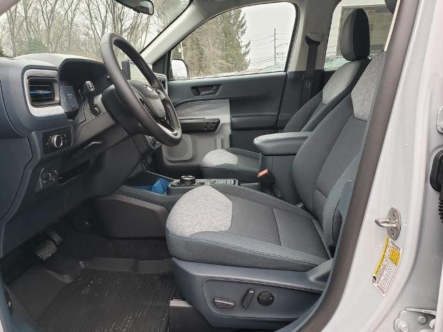 New 2025 Space White Metallic Ford XLT image 30