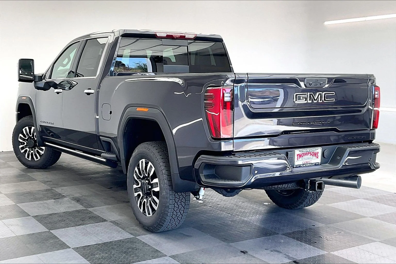 New 2026 Titanium Rush Metallic GMC Denali Ultimate image 2
