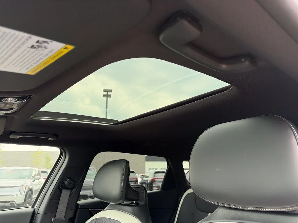 New 2026 Wolf Gray / Black Roof Kia GT-Line AWD image 26