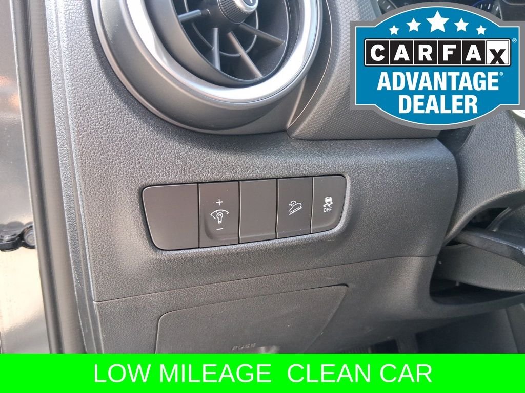 Used 2023 Gray Hyundai SEL image 27