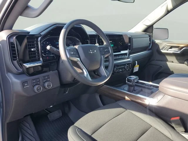 Used 2024 Sterling Gray Metallic Chevrolet LT Trail Boss image 11