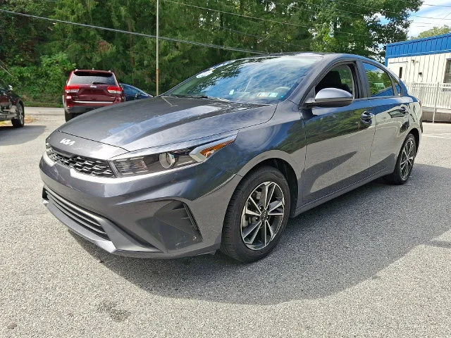 Used 2023 Gray Kia LXS image 6