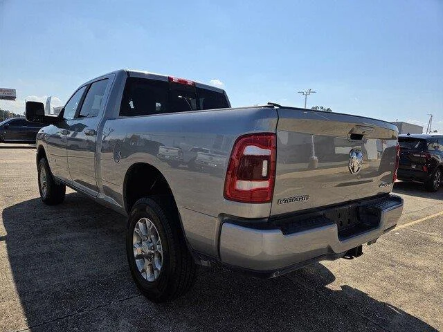 Used 2024 Billet Silver Metallic Clearcoat Ram Laramie image 3