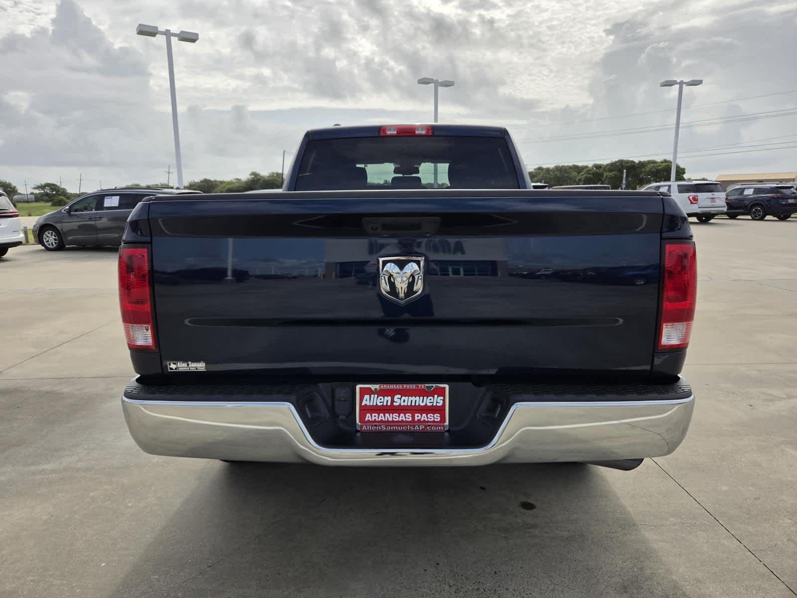 Used 2022 Patriot Blue Pearlcoat Ram Tradesman image 4
