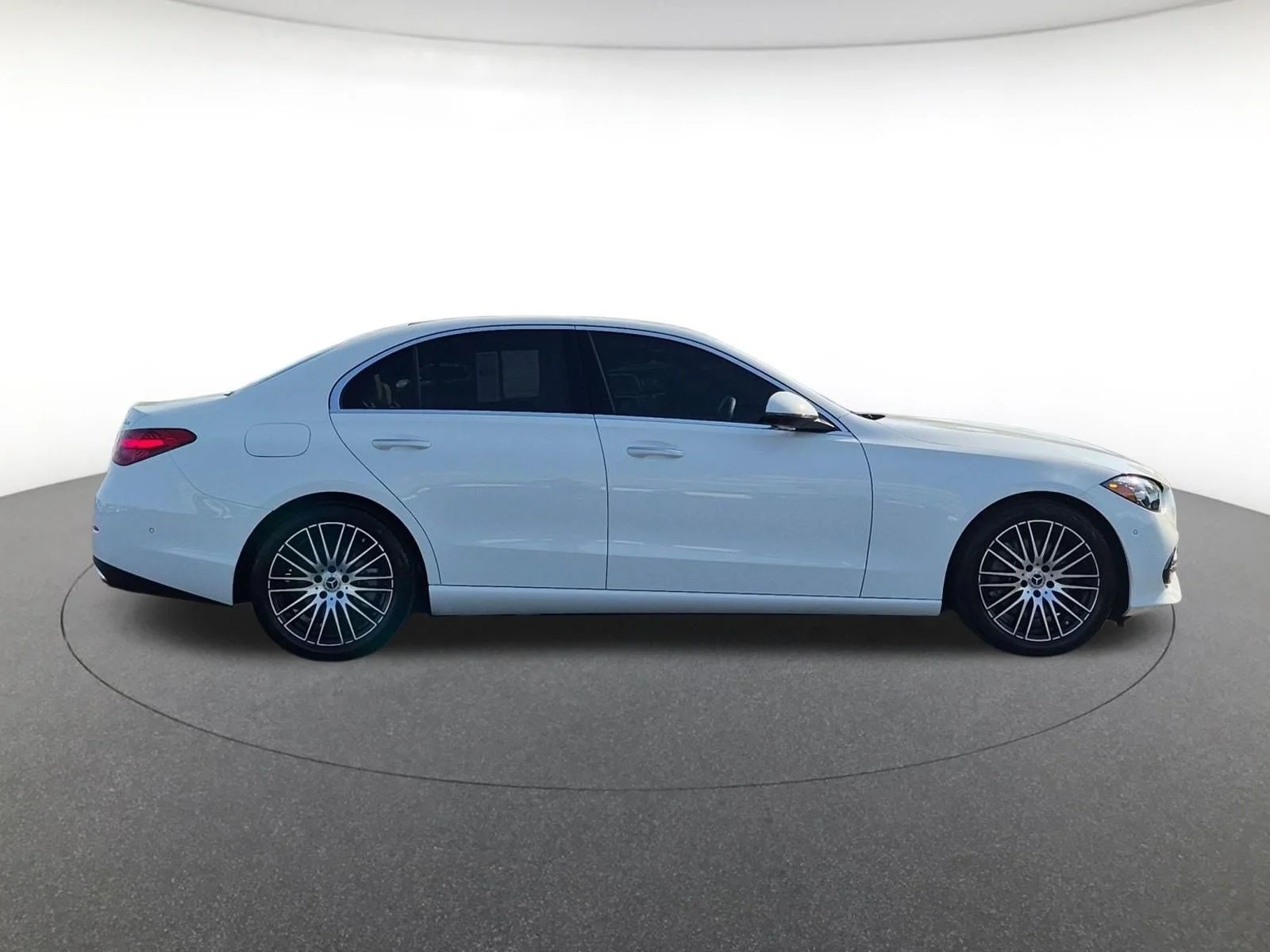 Used 2025 White Mercedes-Benz C 300 image 4
