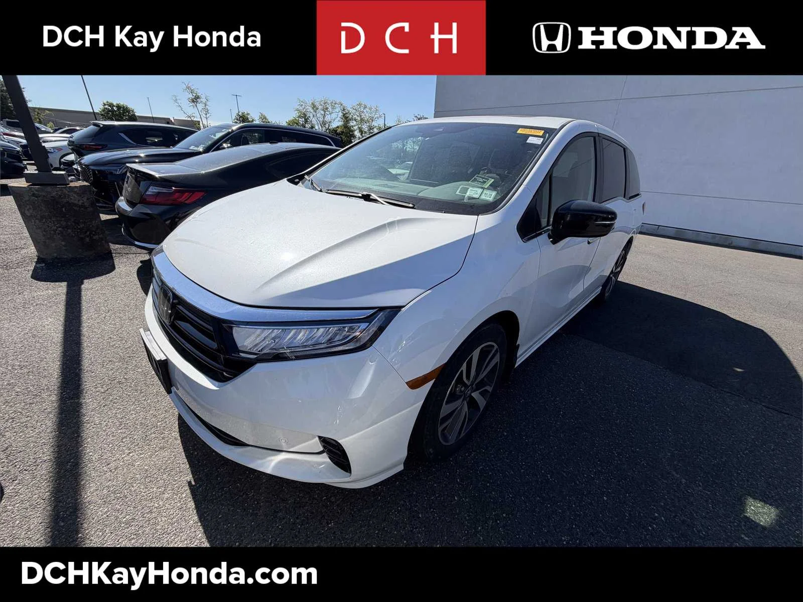 2023 Honda Odyssey Touring's photo