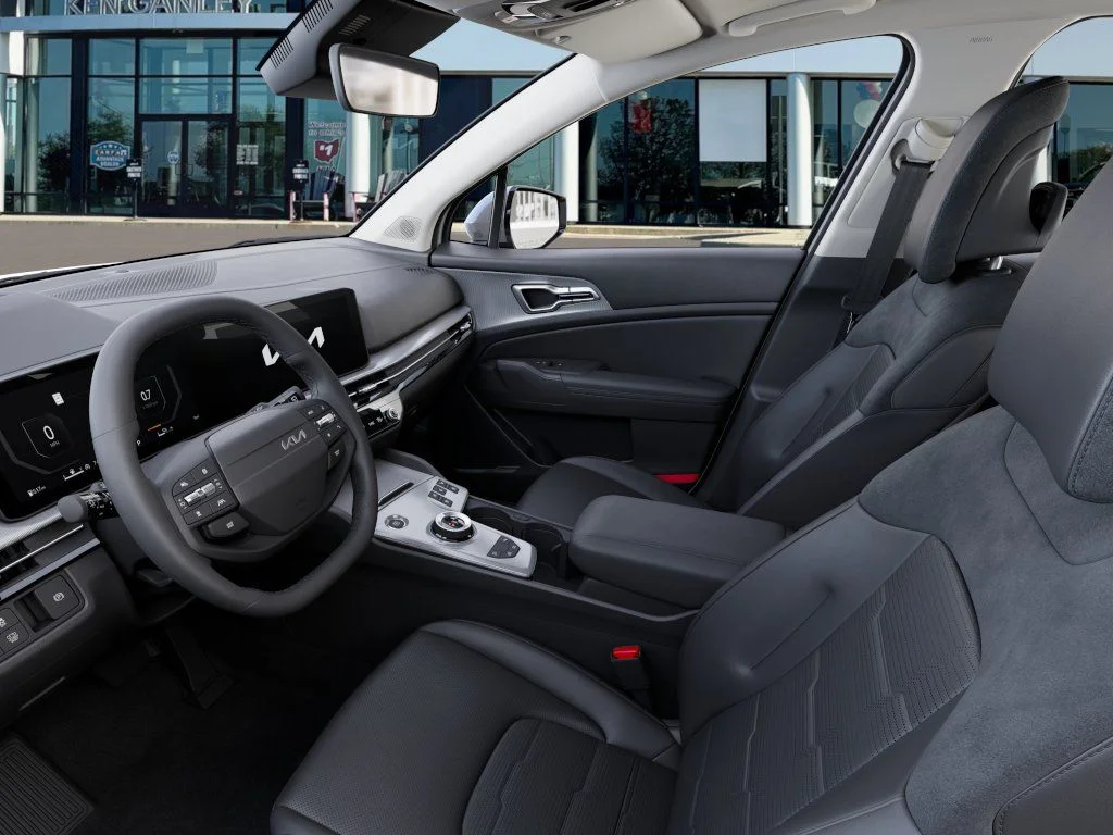 New 2027 White Kia SX-Prestige image 17
