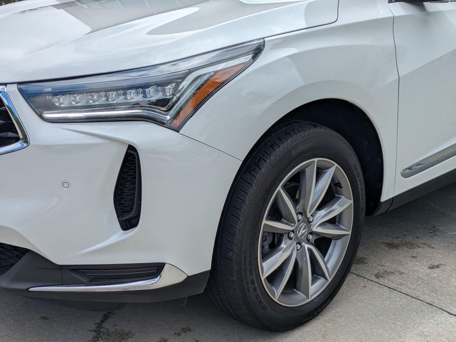 Used 2023 Platinum White Pearl Acura w/Technology Package image 9
