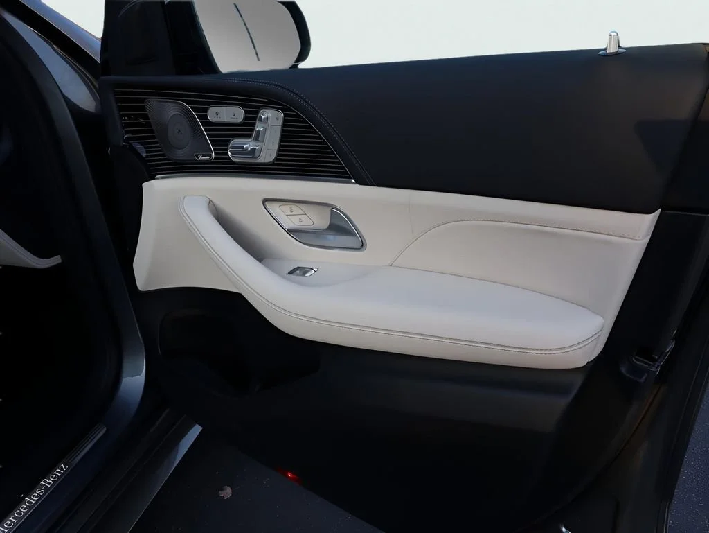 New 2026 Selenite Grey Metallic Mercedes-Benz GLE 580 image 66