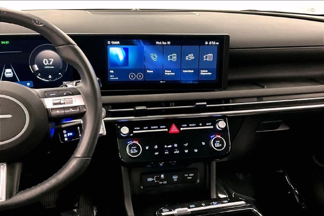 Used 2025 Serenity White Pearl Hyundai SEL Convenience image 7