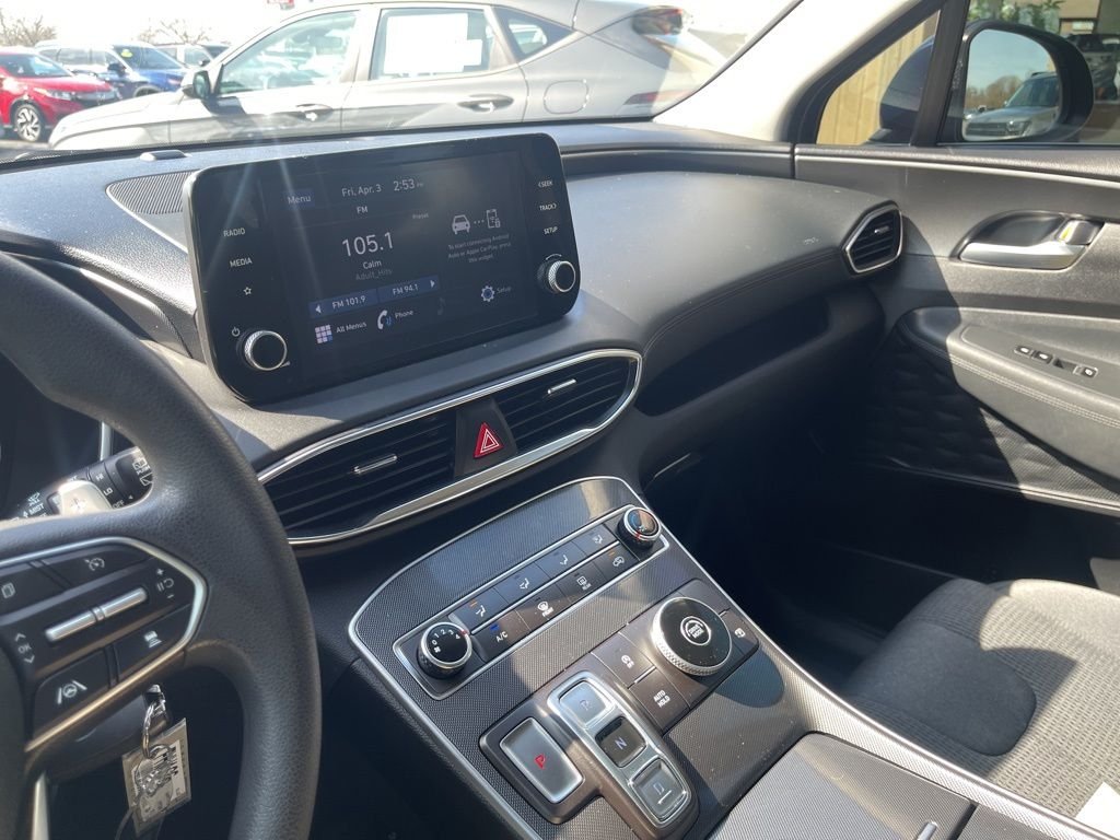 2021 Hyundai Santa Fe SE - Photo 19