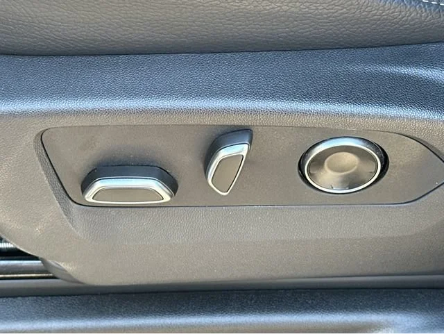 2026 GMC Yukon Denali - Photo 36
