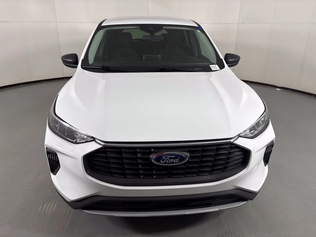 Used 2024 White Ford Active image 3