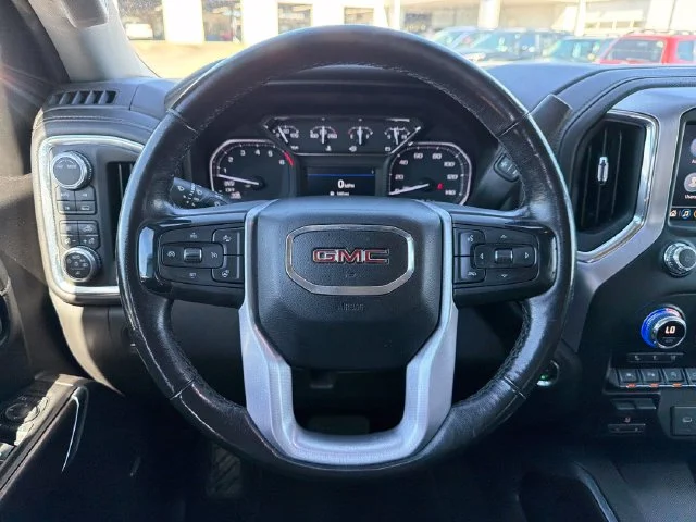 Used 2021 Silver GMC SLT image 10
