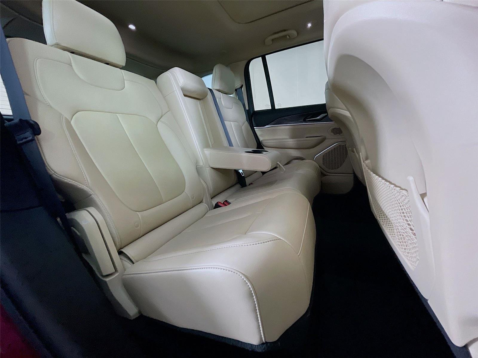 Used 2022 Velvet Red Pearlcoat Jeep Limited image 31