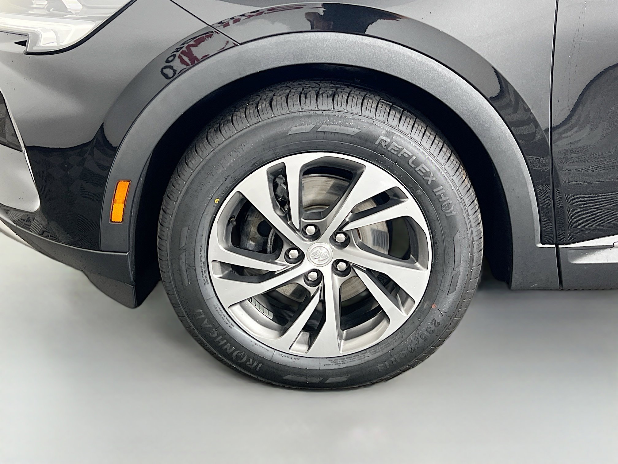 2021 Buick Envision Essence - Photo 27