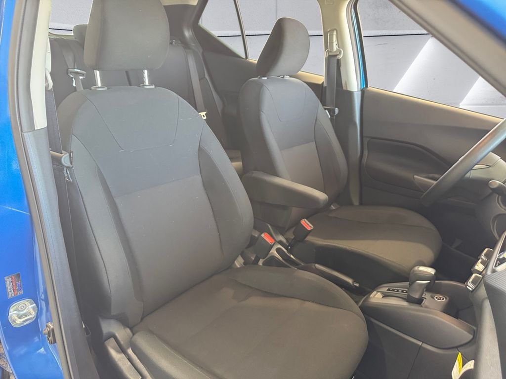 Used 2025 Blue Nissan S image 13