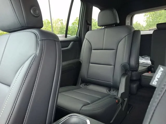New 2027 Ebony Twilight Metallic GMC Elevation image 12
