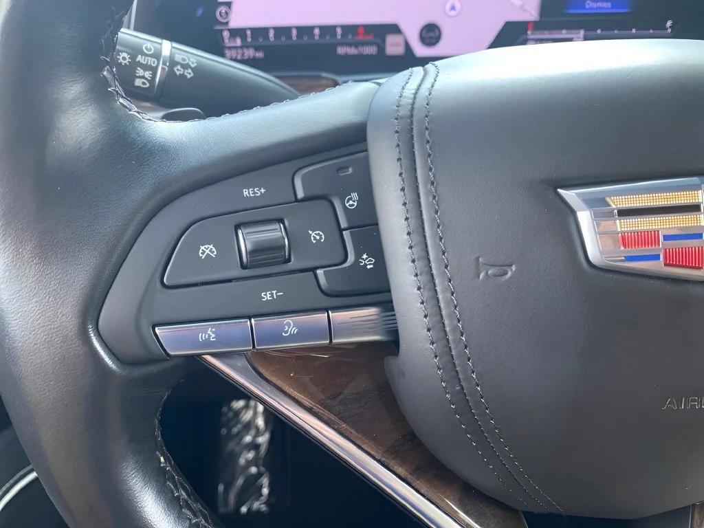Used 2022 SATIN STEEL METALLIC Cadillac Sport Platinum image 22