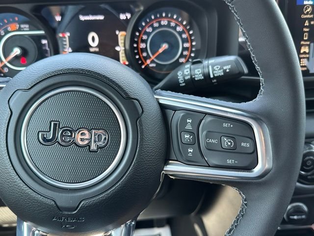 2025 Jeep Wrangler 4-Door Sahara - Photo 22