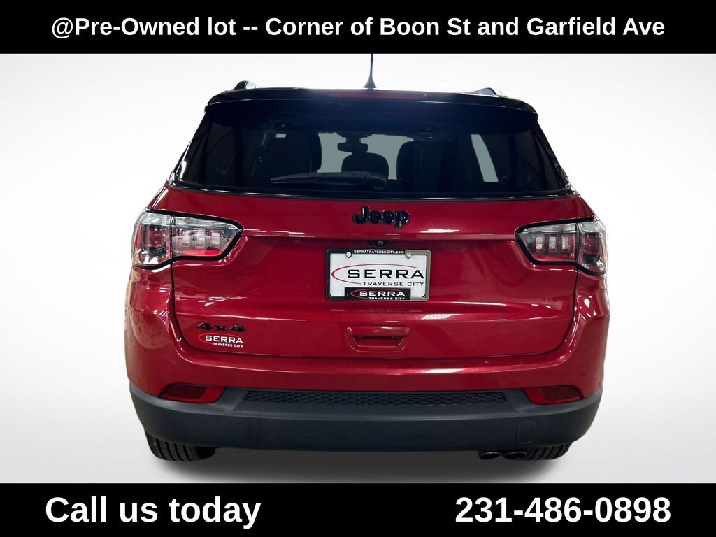 Used 2020 Red Jeep Latitude image 4