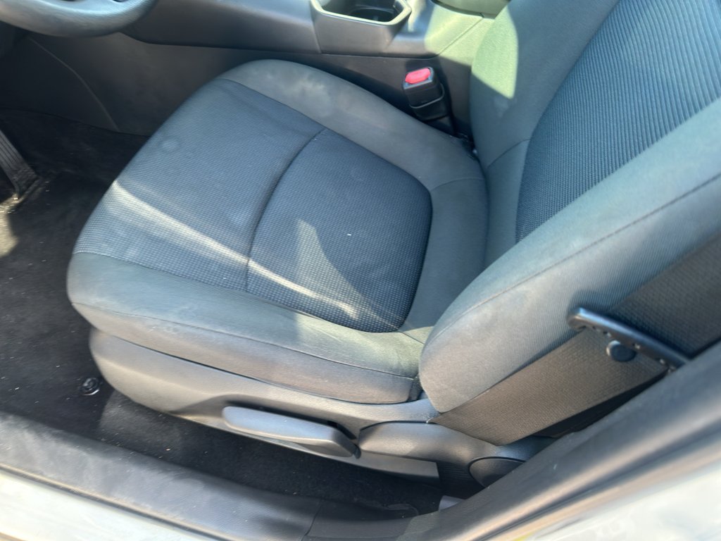 Used 2022 White Toyota LE image 4