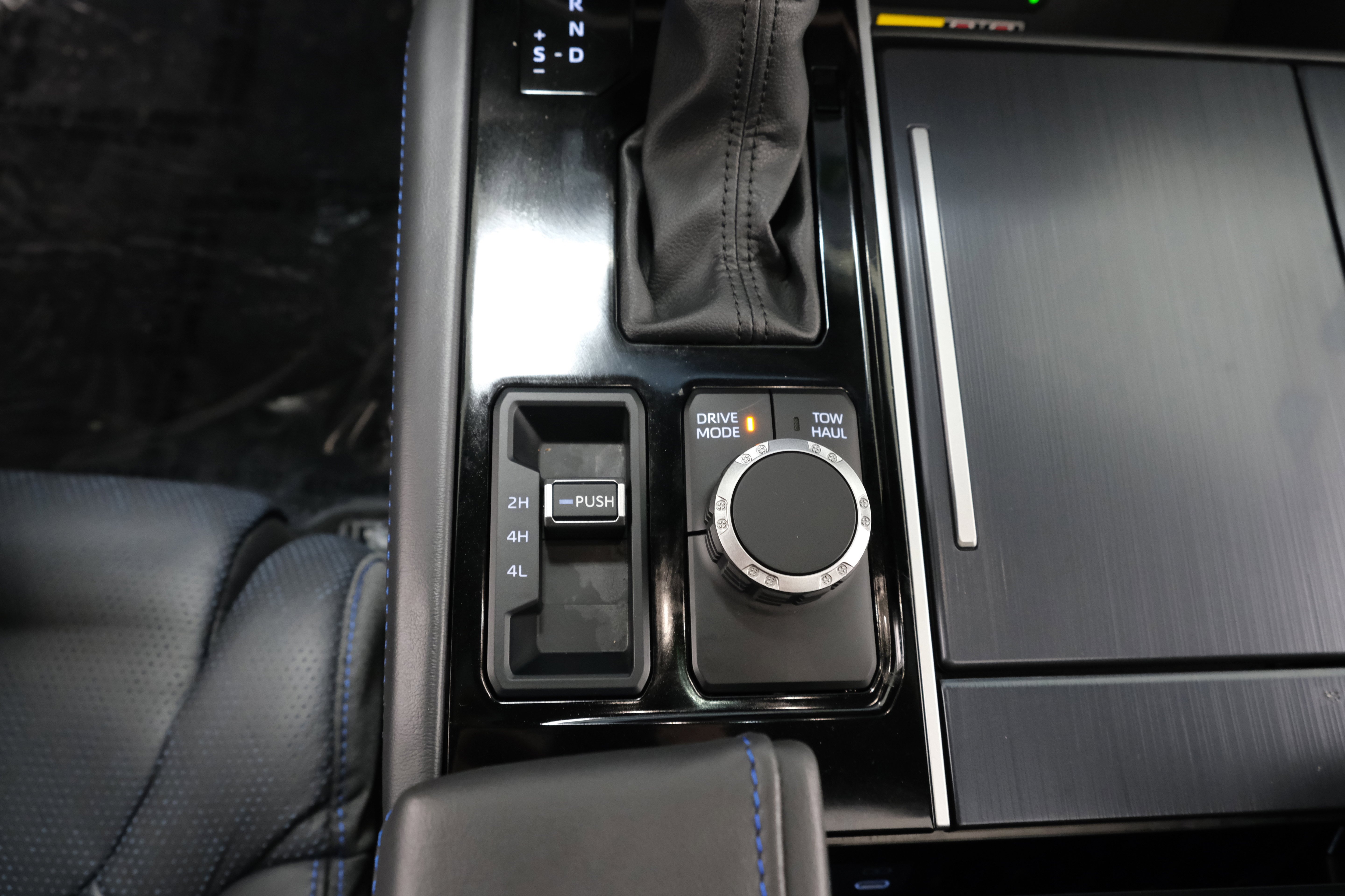 2025 Toyota Tundra Platinum - Photo 26