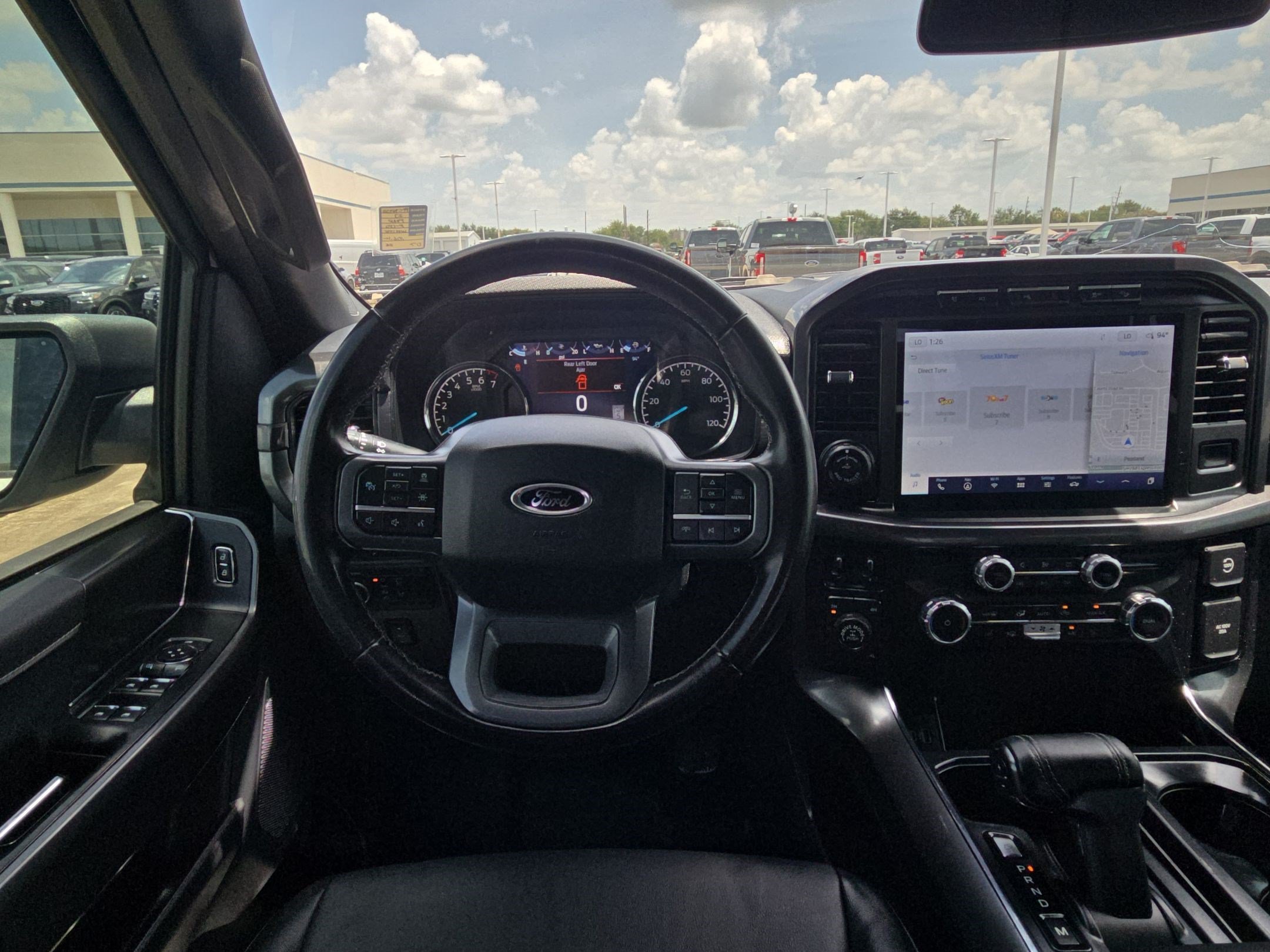 Used 2023 Oxford White Ford XLT image 27