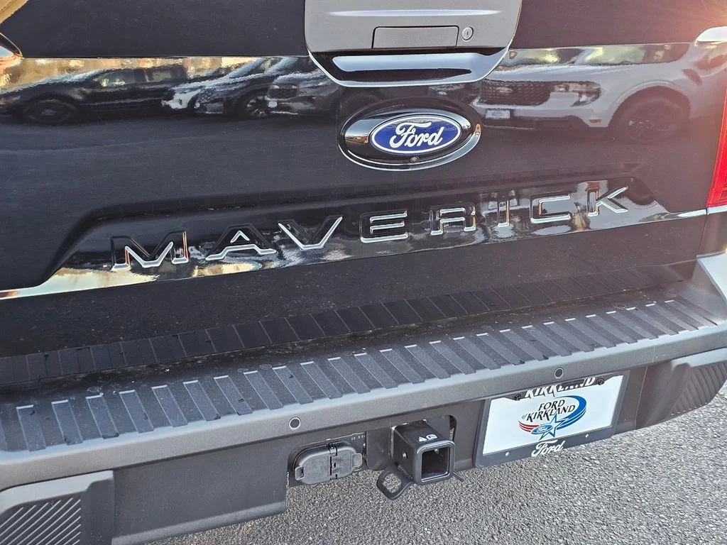 New 2026 Shadow Black Ford XLT image 14