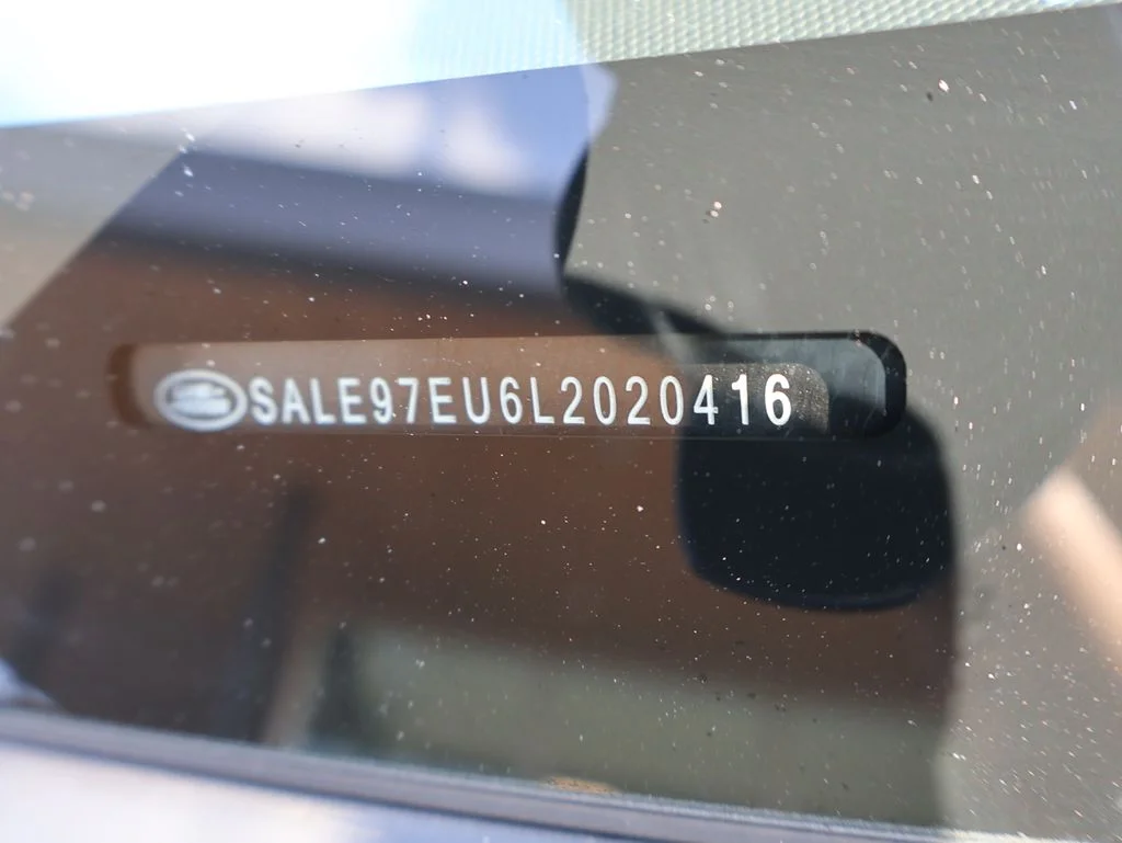 Used 2020  Land Rover HSE image 38