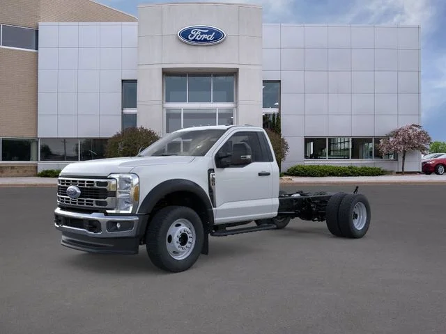 2025 Ford F-550 XL 4x4 Regular Cab 169-In DRW's photo