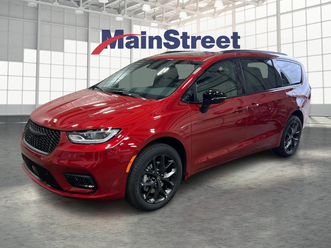2026 Chrysler Pacifica Select AWD's photo