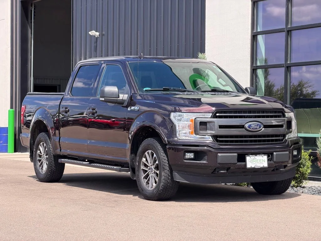 Used 2018  Ford XLT image 4