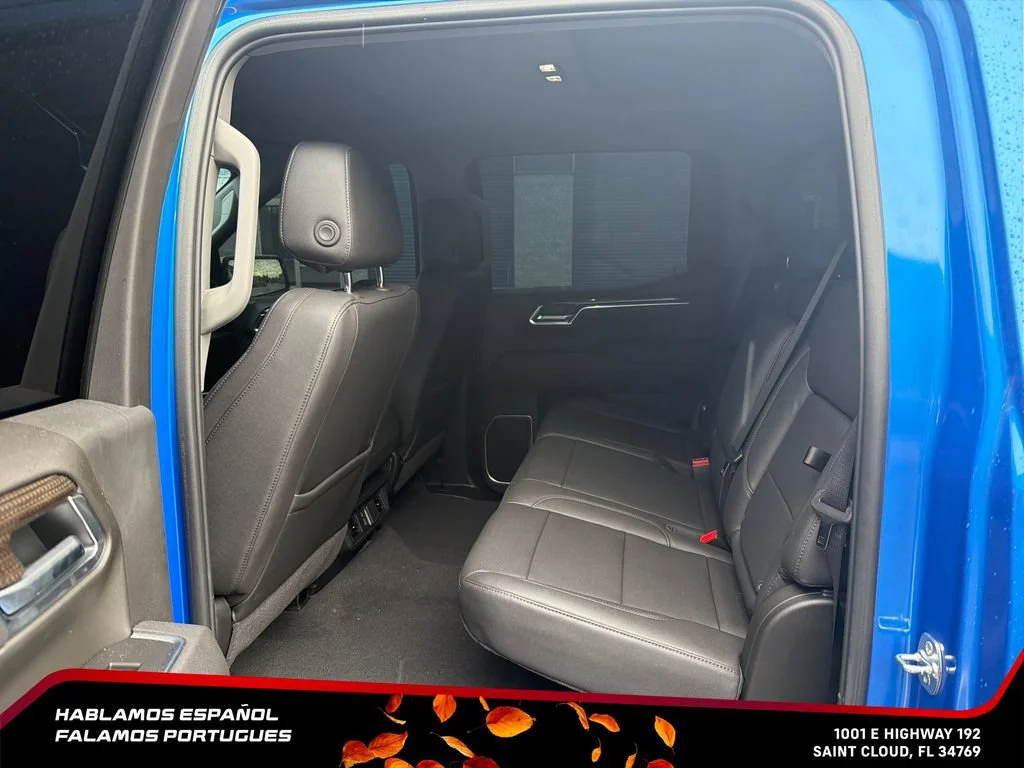Used 2026 Riptide Blue Metallic Chevrolet LT image 18