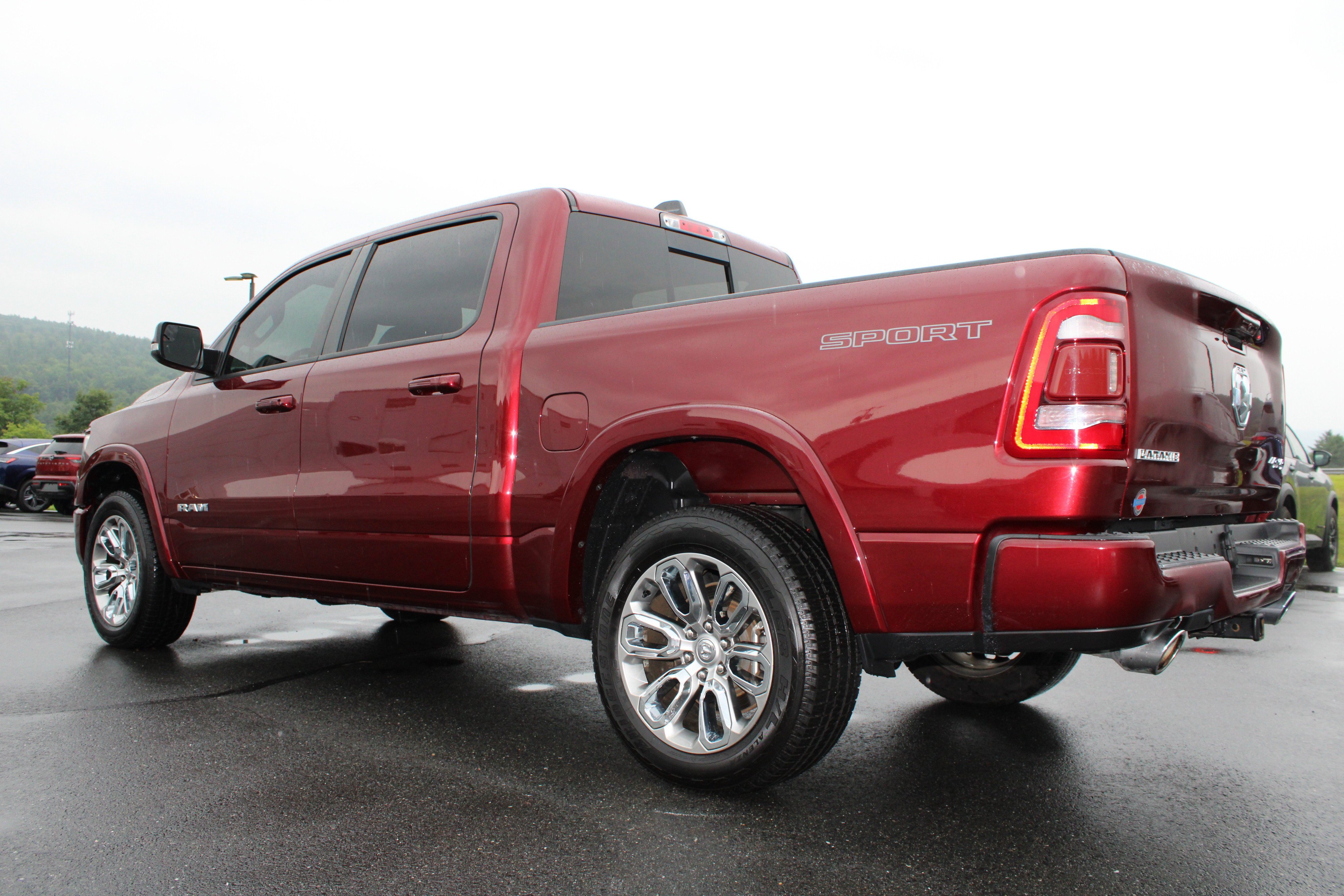 Used 2022 Delmonico Red Pearlcoat Ram Laramie image 12
