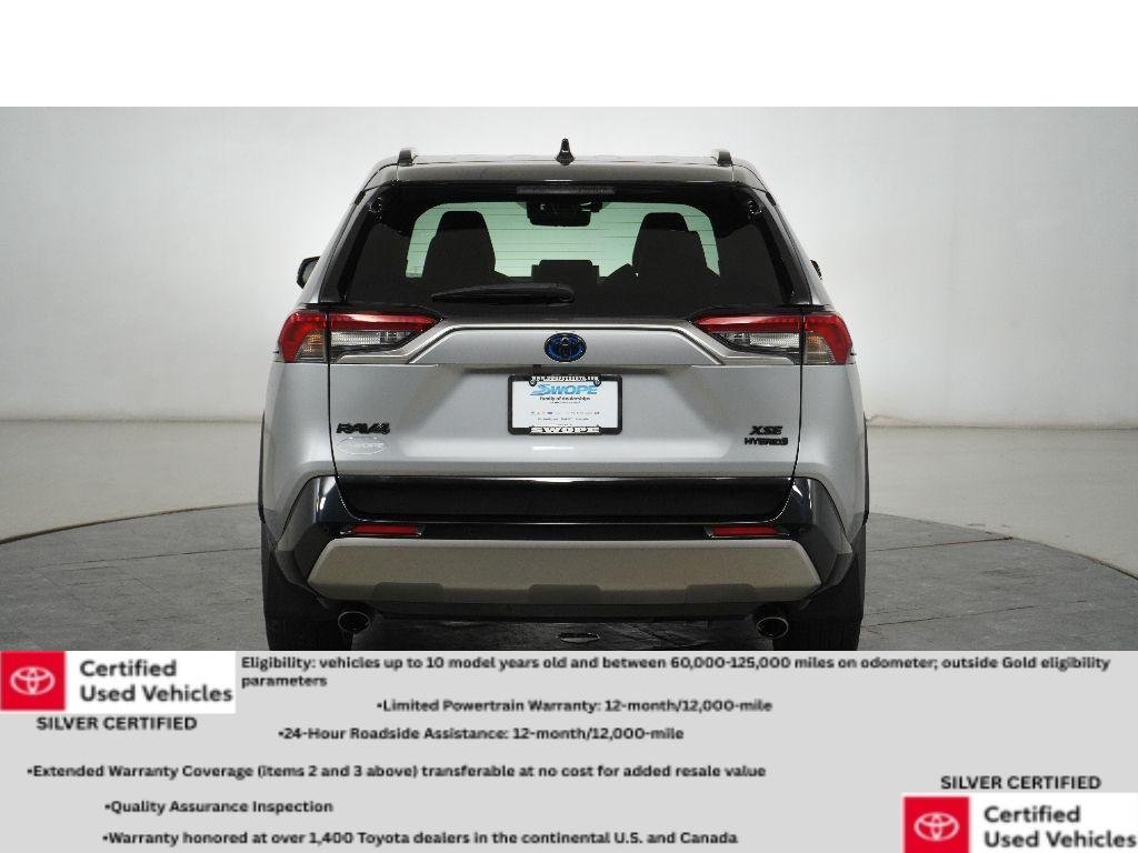 2022 Toyota RAV4 Hybrid XSE photo 4