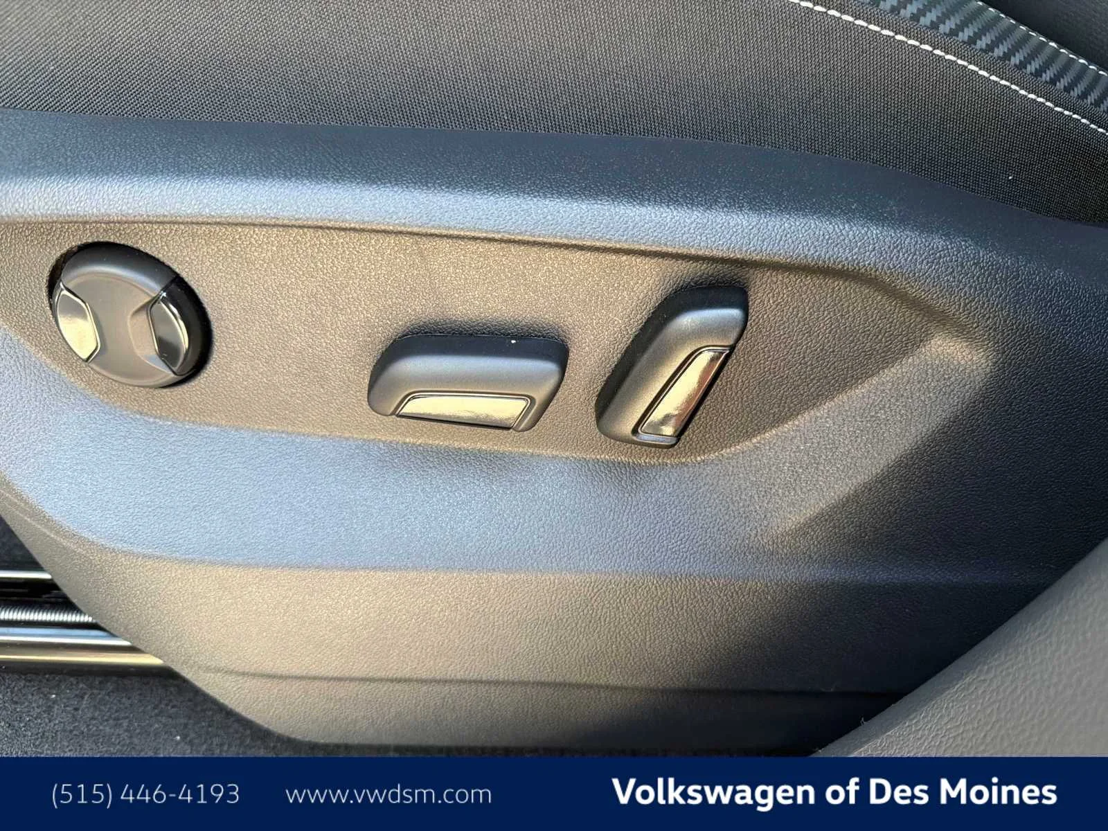 New 2026 Pure Gray Volkswagen 2.0T SE w/Technology image 24