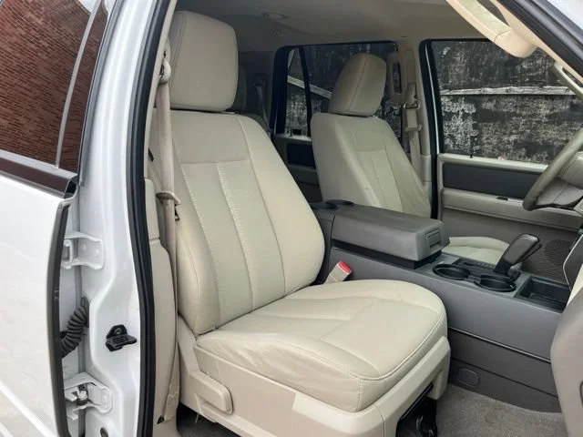 Used 2012  Ford XLT image 21
