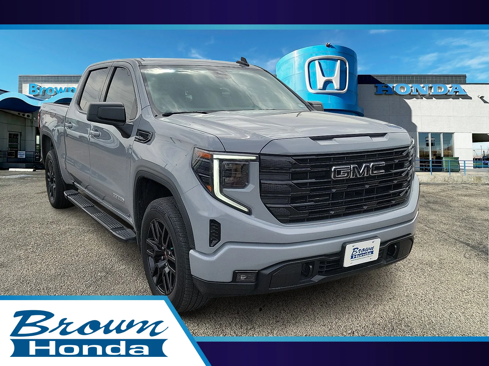 2024 GMC Sierra 4WD Crew Cab Short Box Elevation's photo