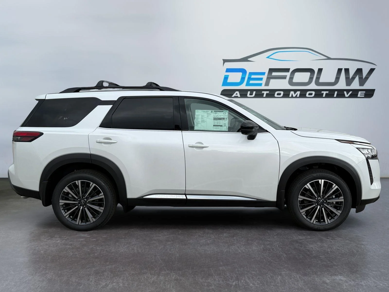 New 2026 Everest White Pearl Tricoat Nissan Platinum image 2