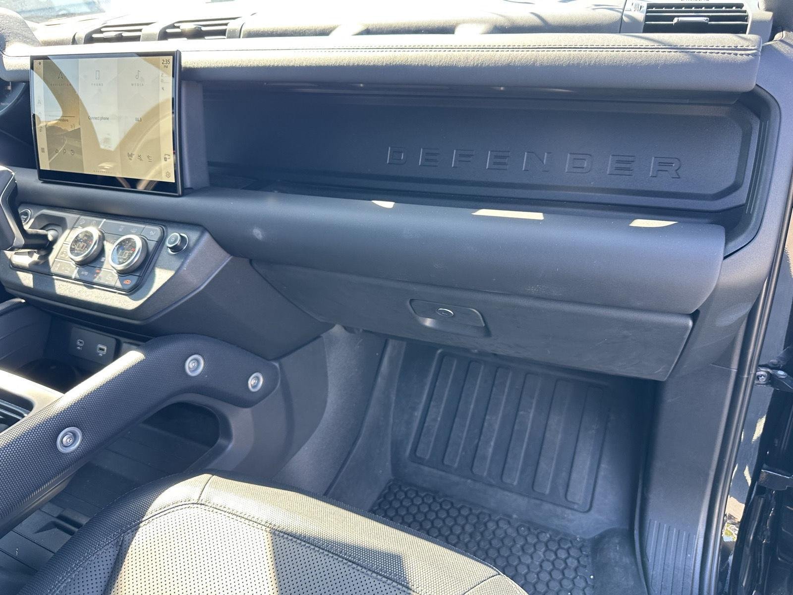 Used 2024 Santorini Black Metallic Land Rover Outbound image 14