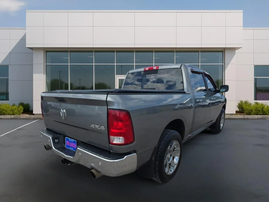 Used 2009 Gray Dodge LARAMIE image 7