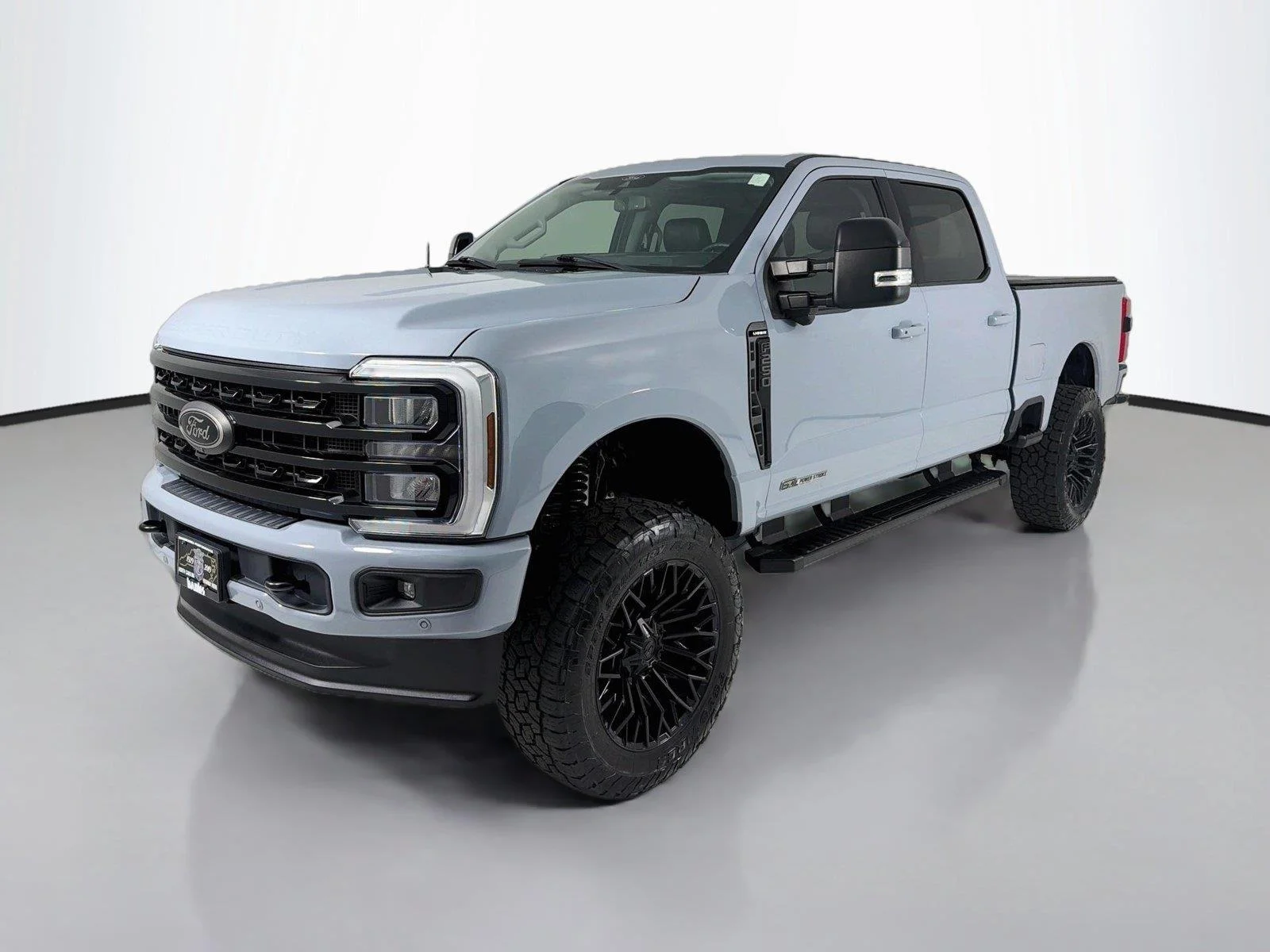 Used 2024 Glacier Gray Metallic Tri-Coat Ford LARIAT image 1